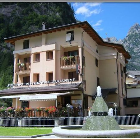 Hotel Ristorante Bucaneve سان مارتينو المظهر الخارجي الصورة